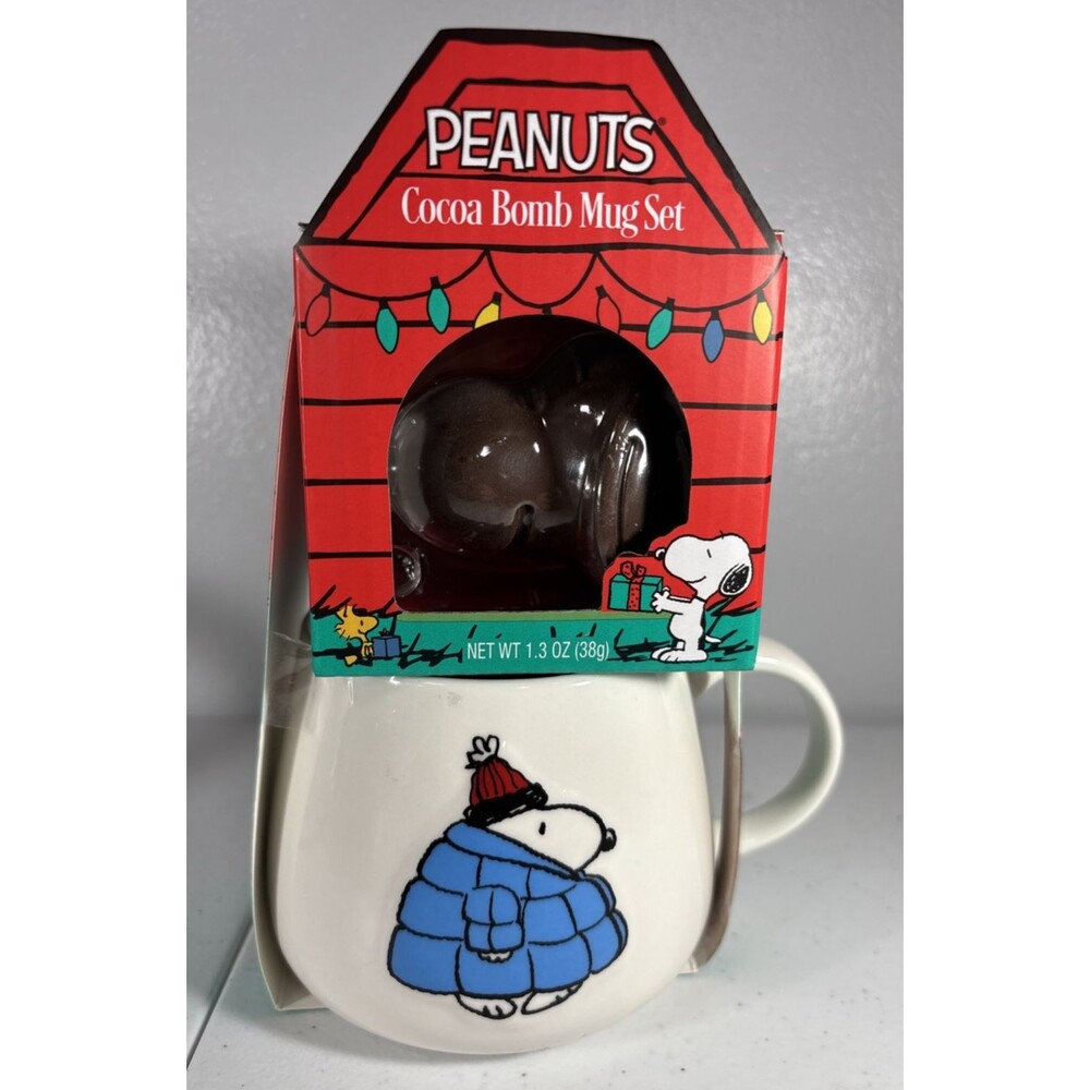 Snoopy in Puffer Coat Mug w/ Hot Cocoa Bomb Peanuts Christmas Winter  Theme New